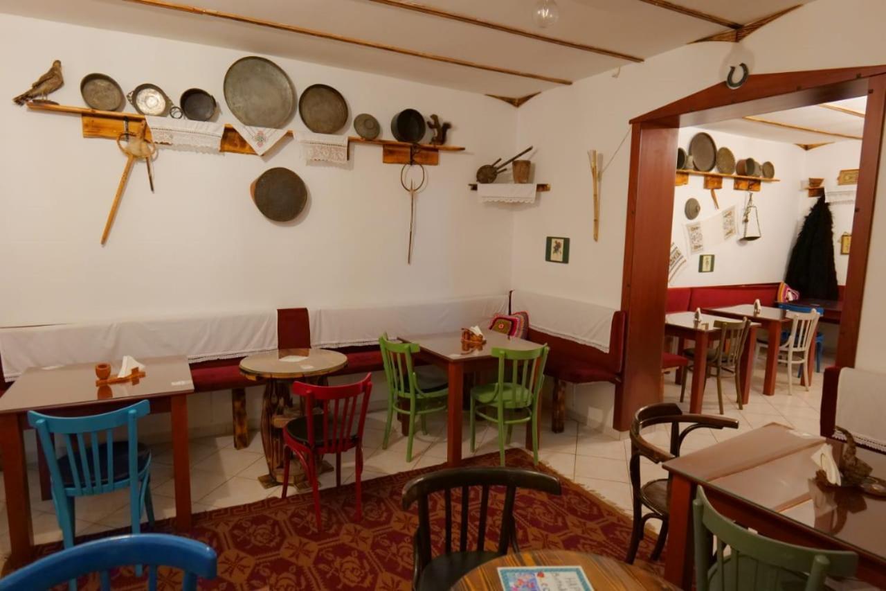 Hotel Veli Саранде Екстериор снимка