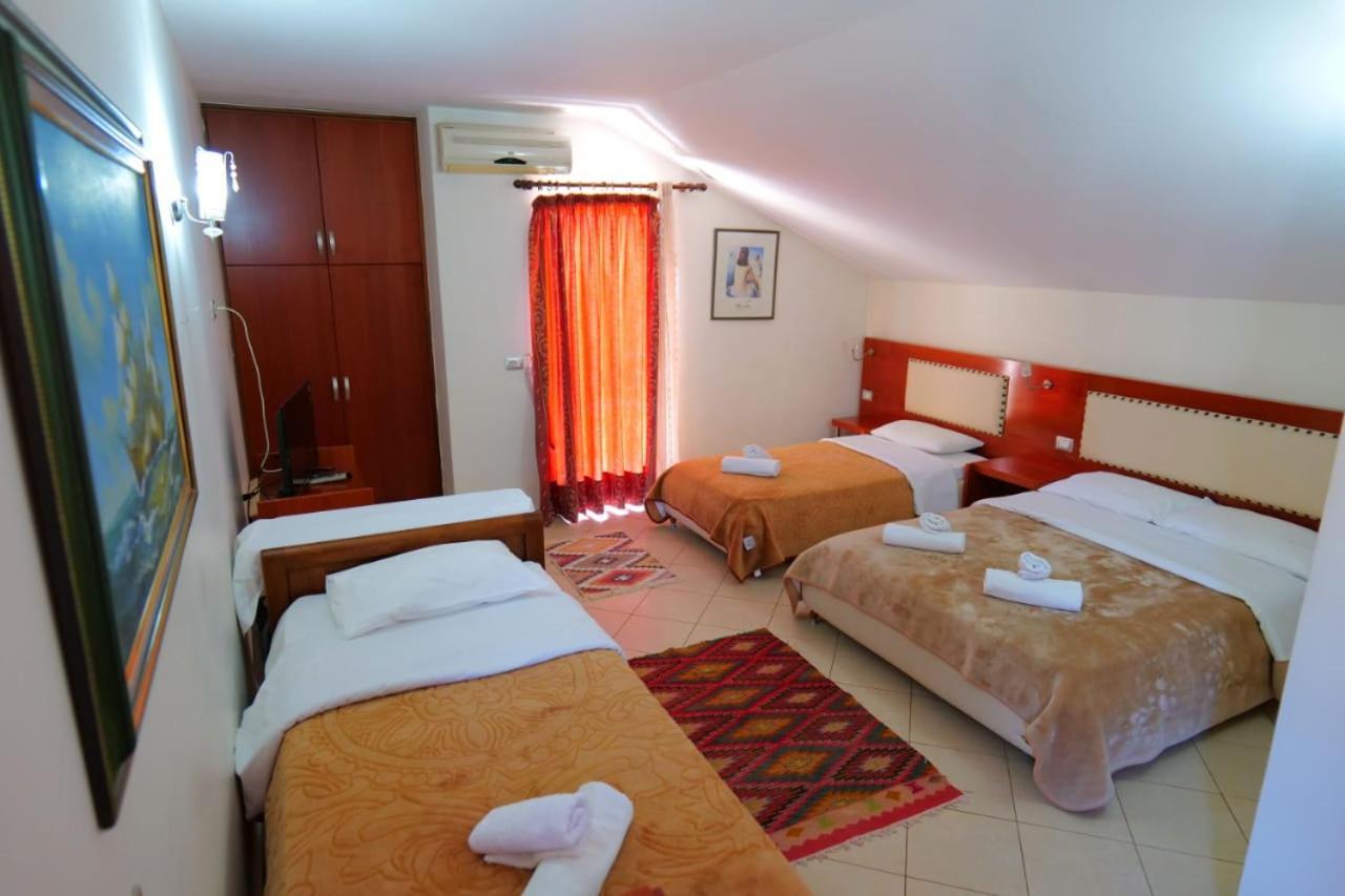 Hotel Veli Саранде Екстериор снимка