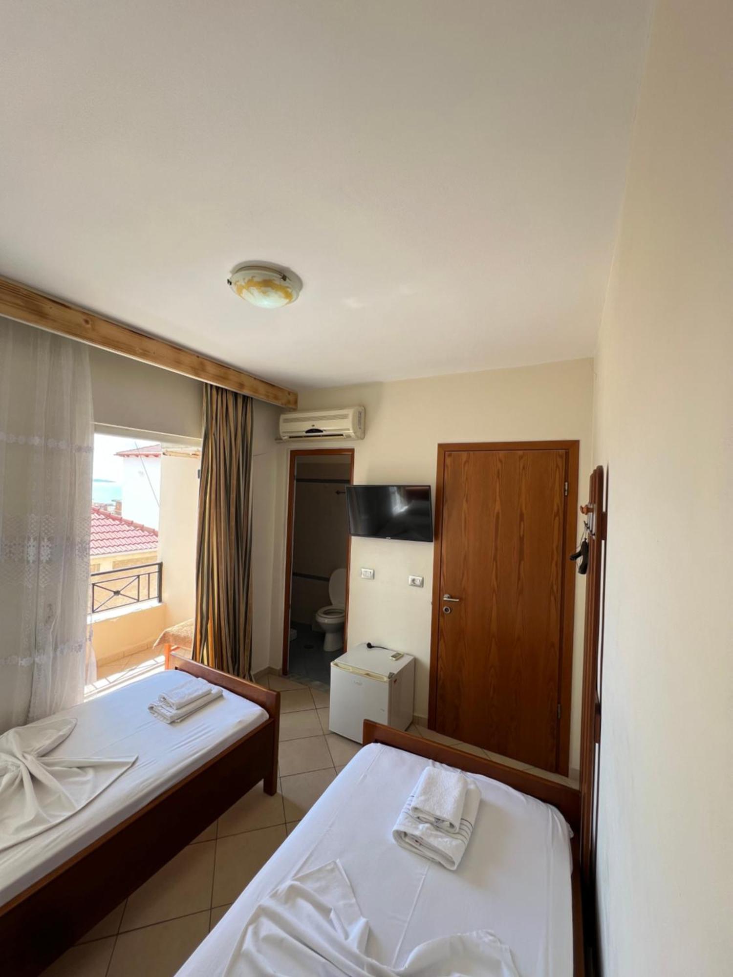Hotel Veli Саранде Екстериор снимка