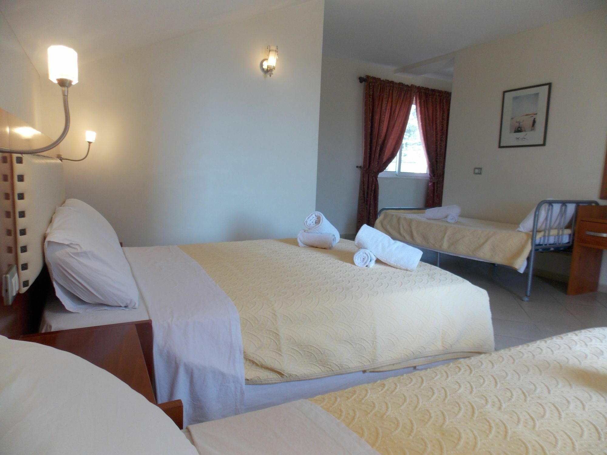 Hotel Veli Саранде Екстериор снимка
