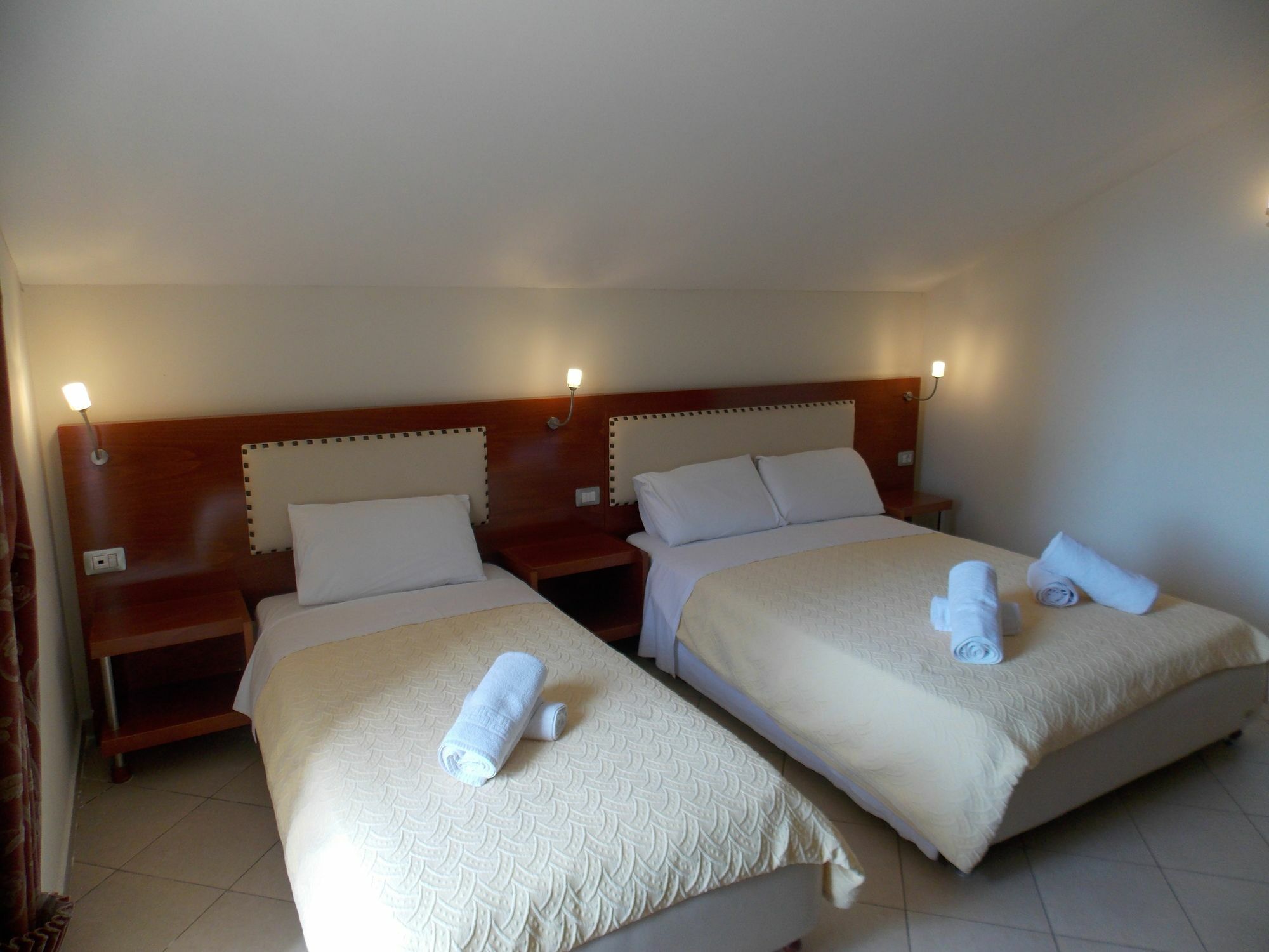Hotel Veli Саранде Екстериор снимка