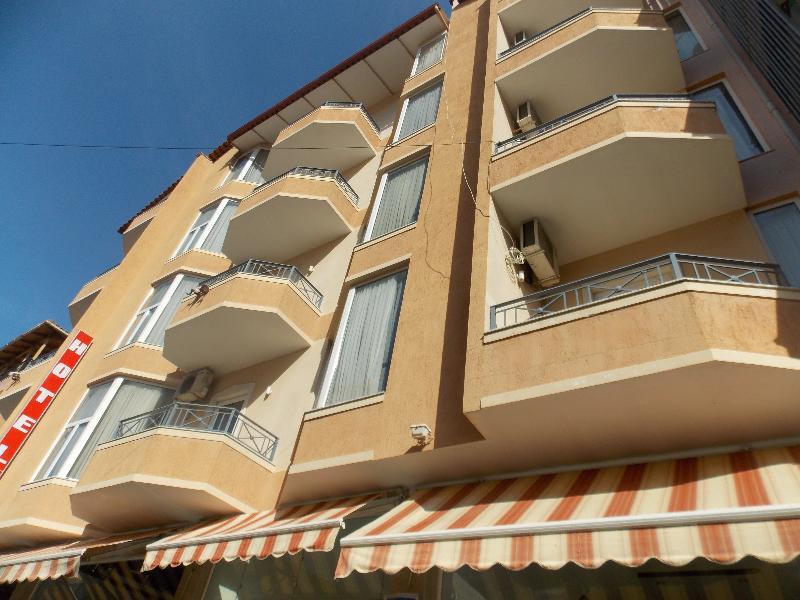 Hotel Veli Саранде Екстериор снимка